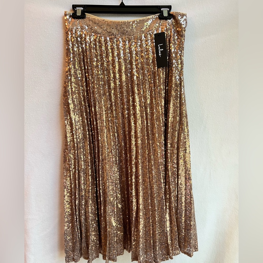 Lulus Glamorous Occasion rose gold sequin pleated midi skirt